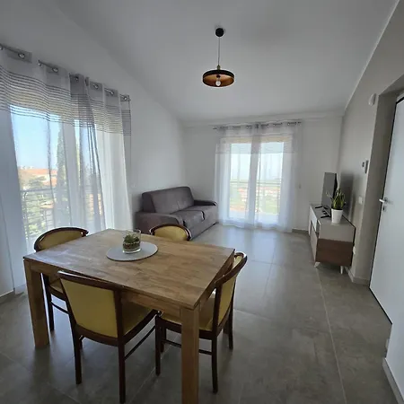 Santa Chiara Lägenhet