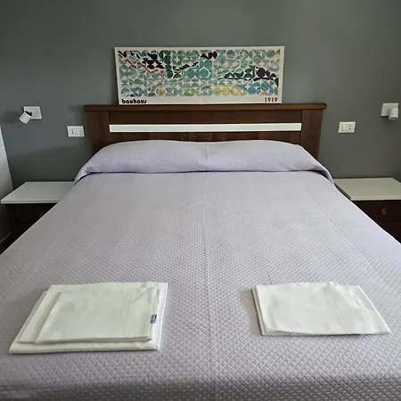 Santa Chiara * Σαν Τζιοβάνι Ροτόντο